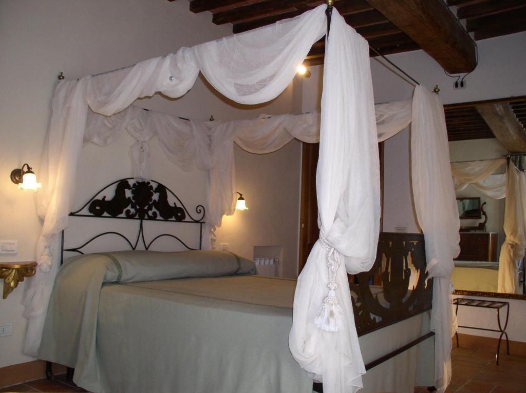 L'Arcadia Guest House Pietrasanta Room photo
