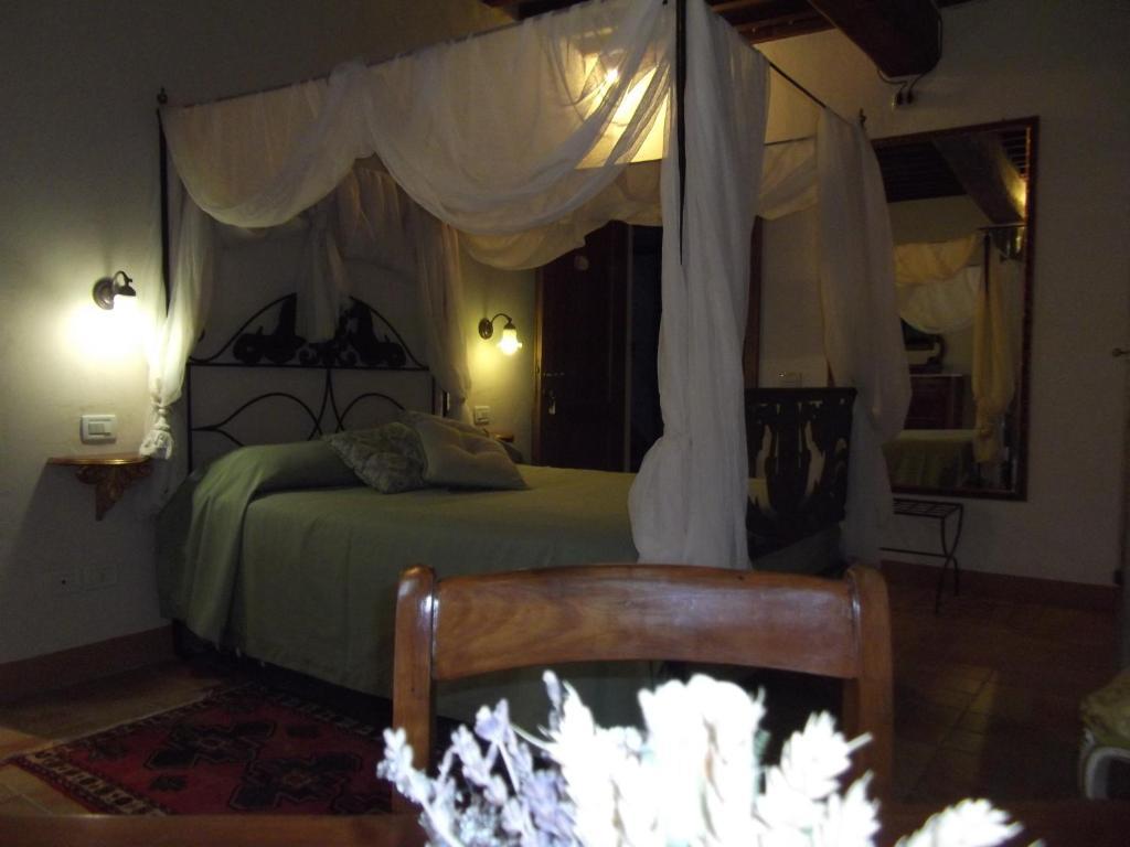 L'Arcadia Guest House Pietrasanta Room photo